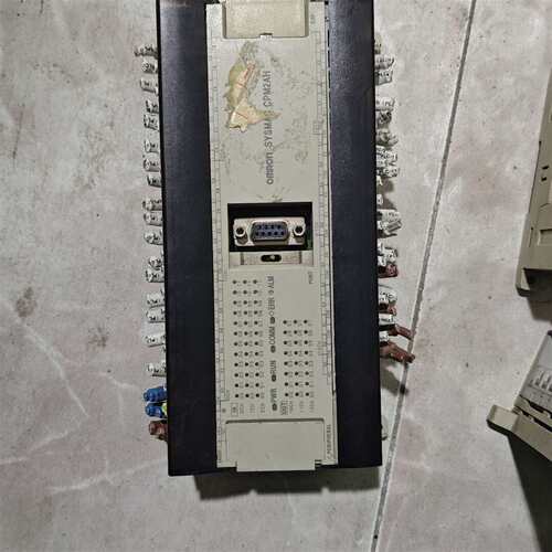 可维修PLC CPM2AH-CPU62，，实物拍摄，议价