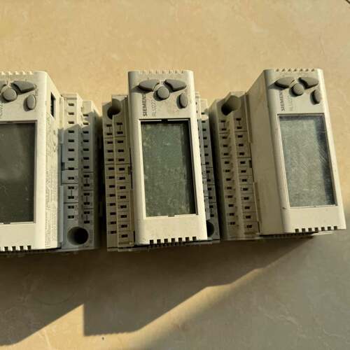 可维修RLU222西门子控制器，共2个议价