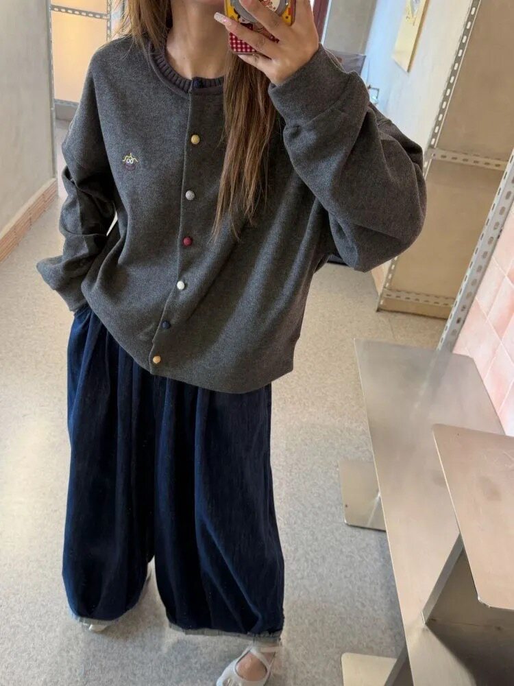 通勤穿搭秋季圆领碎花满印开衫女含羊毛外套百搭休闲撞色纽扣设计