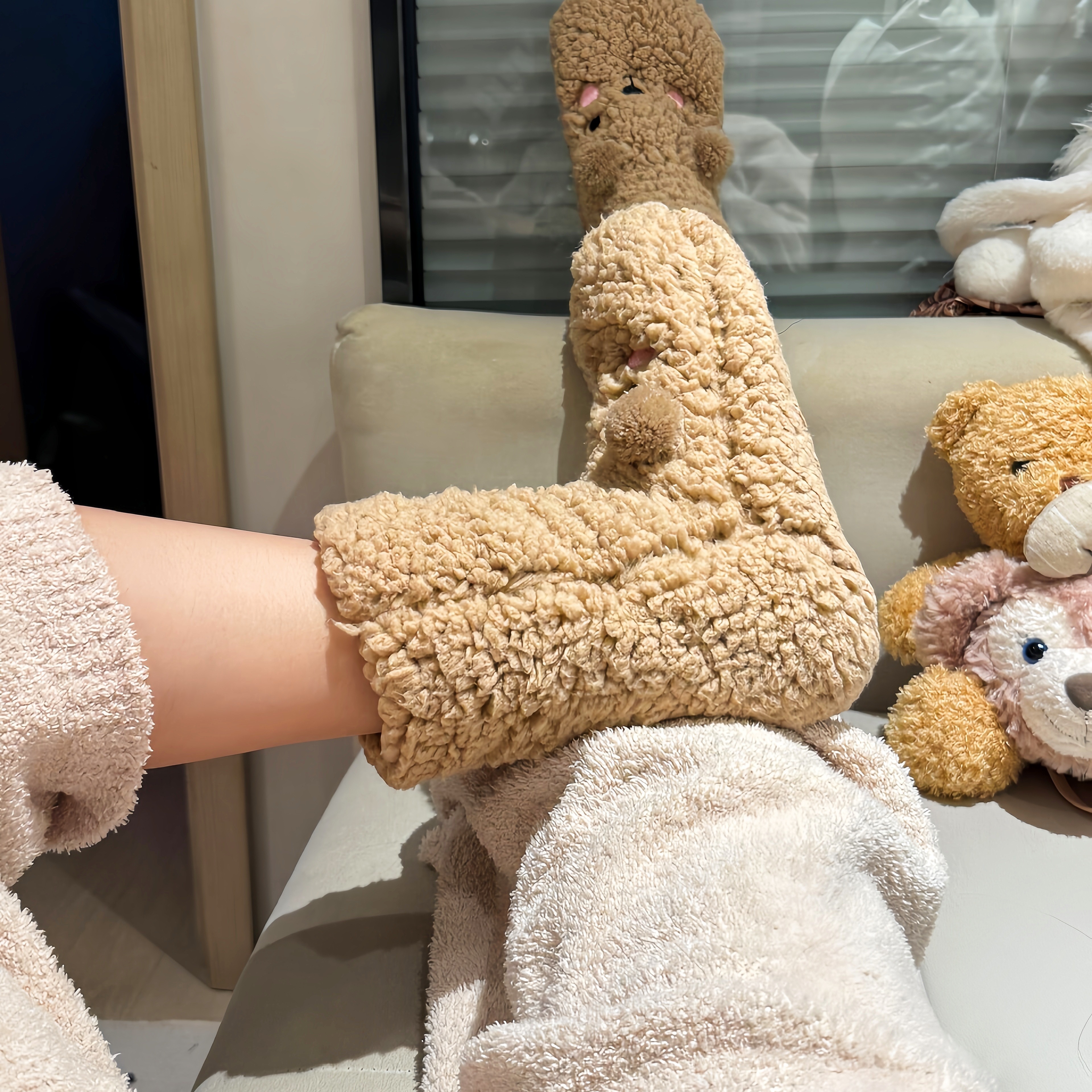 行走的小火炉~超厚小熊地板袜成人室内防滑冬加厚珊瑚绒棉拖睡觉