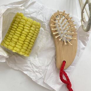 梳子按摩软齿气垫梳头皮不打结不卡发便携红绳逗号气囊梳BH341