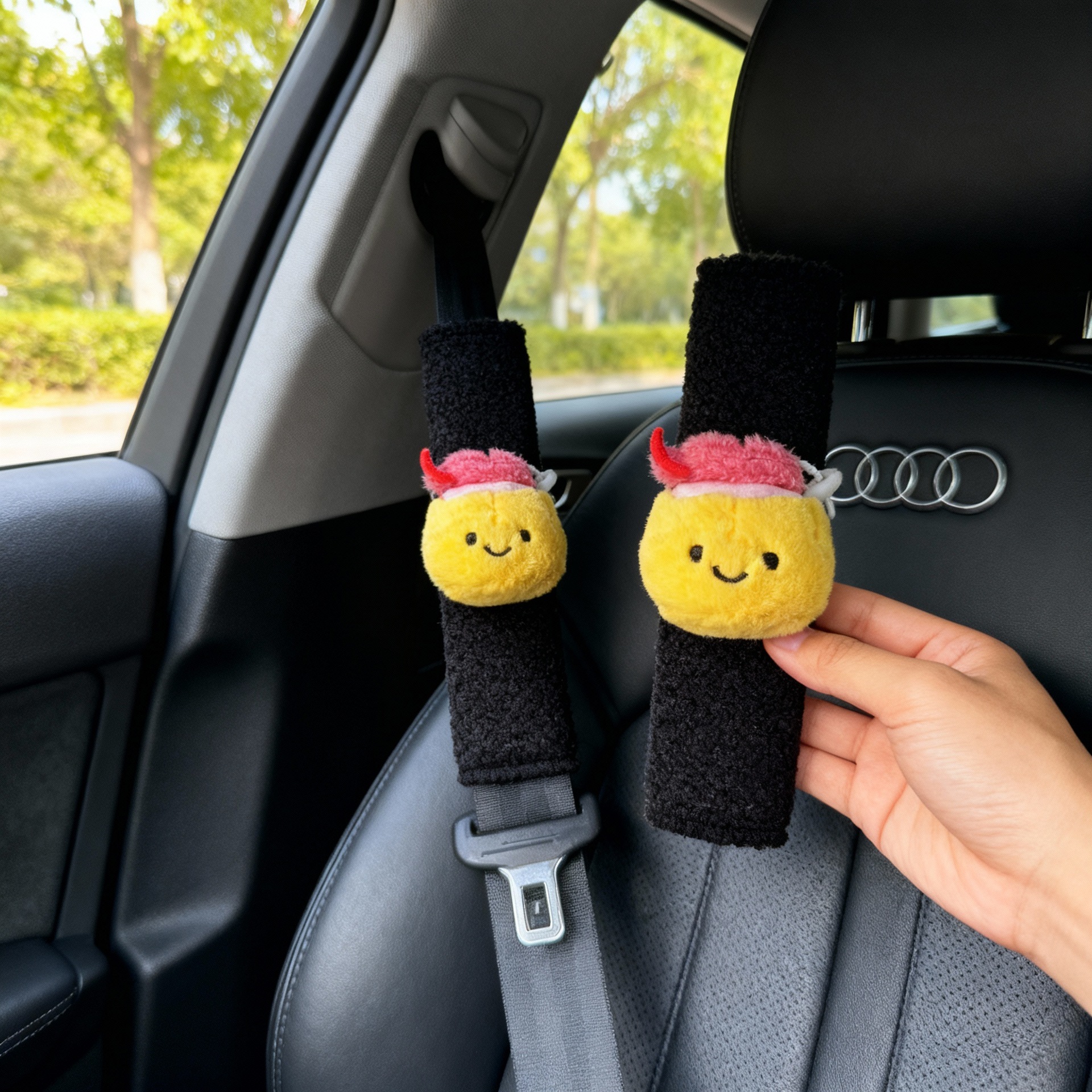 新款毛绒安全带套仿真烧麦玩具娃娃儿童玩具可爱玩偶护肩车载装饰