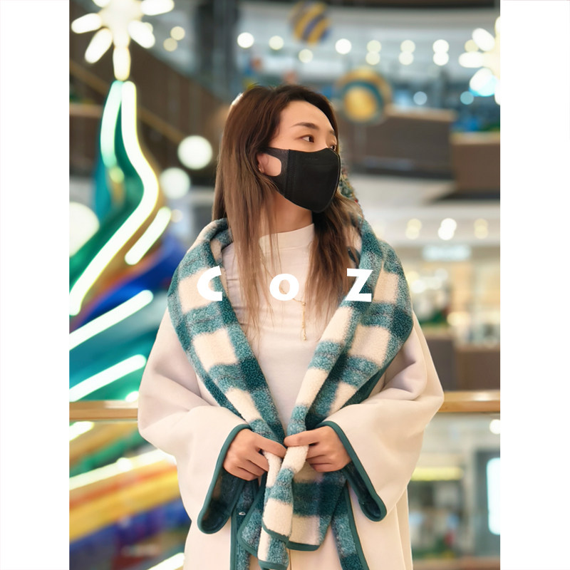 格纹围巾女装羊羔绒外套拼格子廓形毛呢外套大衣宽松加厚时尚大气