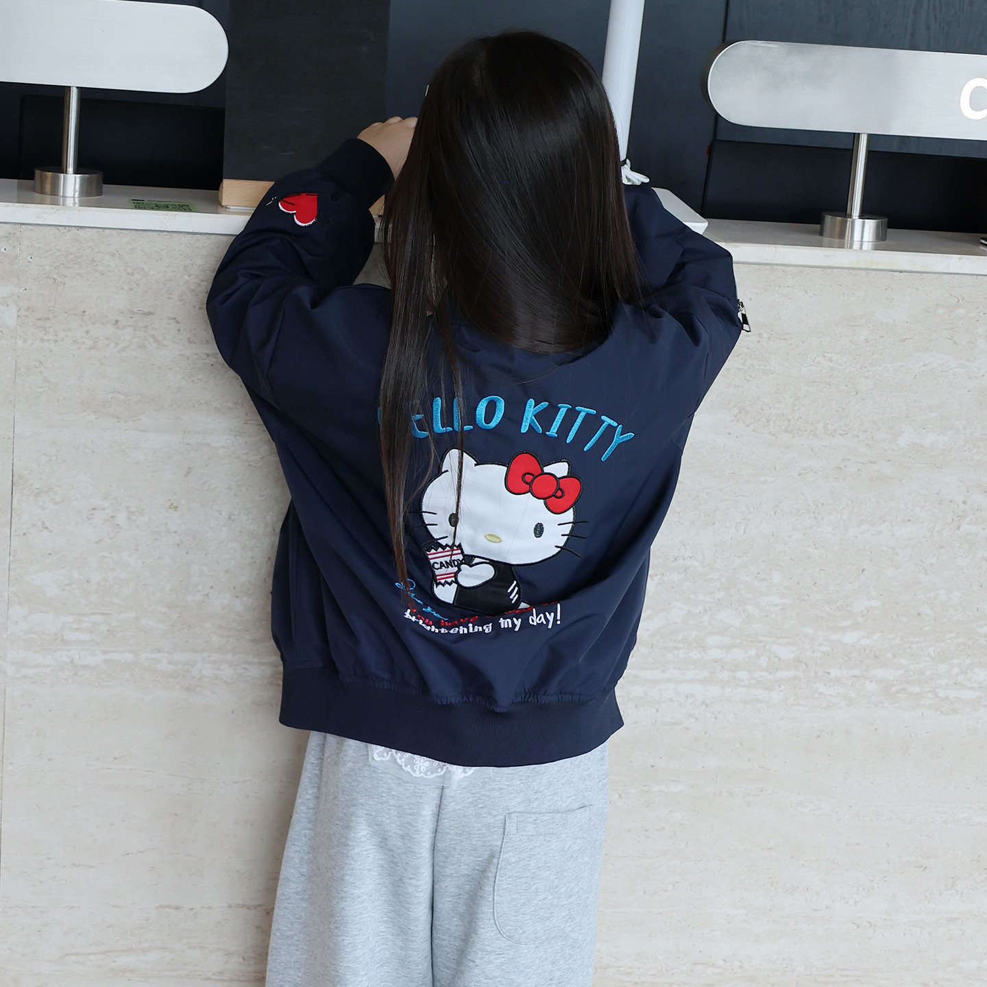 女童外套春秋季新款儿童HelloKitty重工刺绣宽松夹克衫棒球服卡通