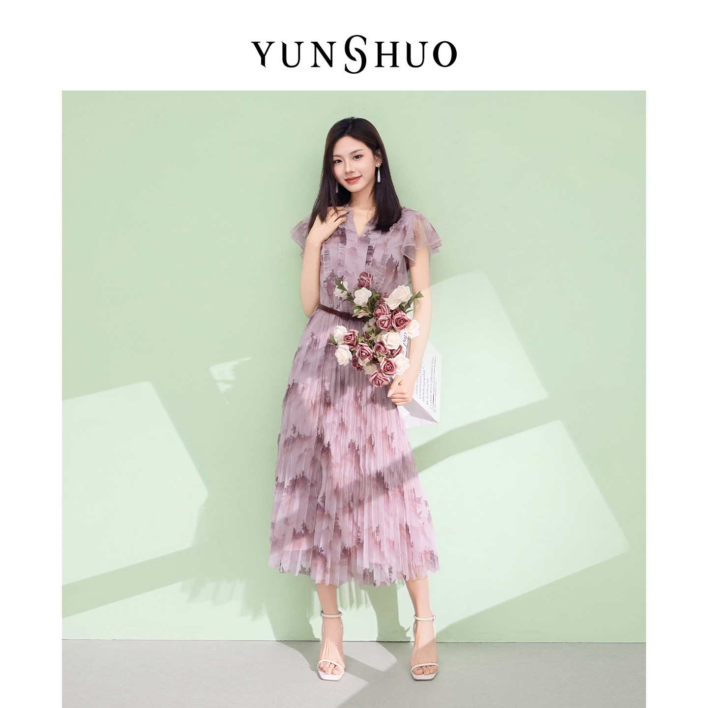 允硕新品夏季温柔网纱连衣裙女装漂亮显瘦印花无袖掐腰裙子569452
