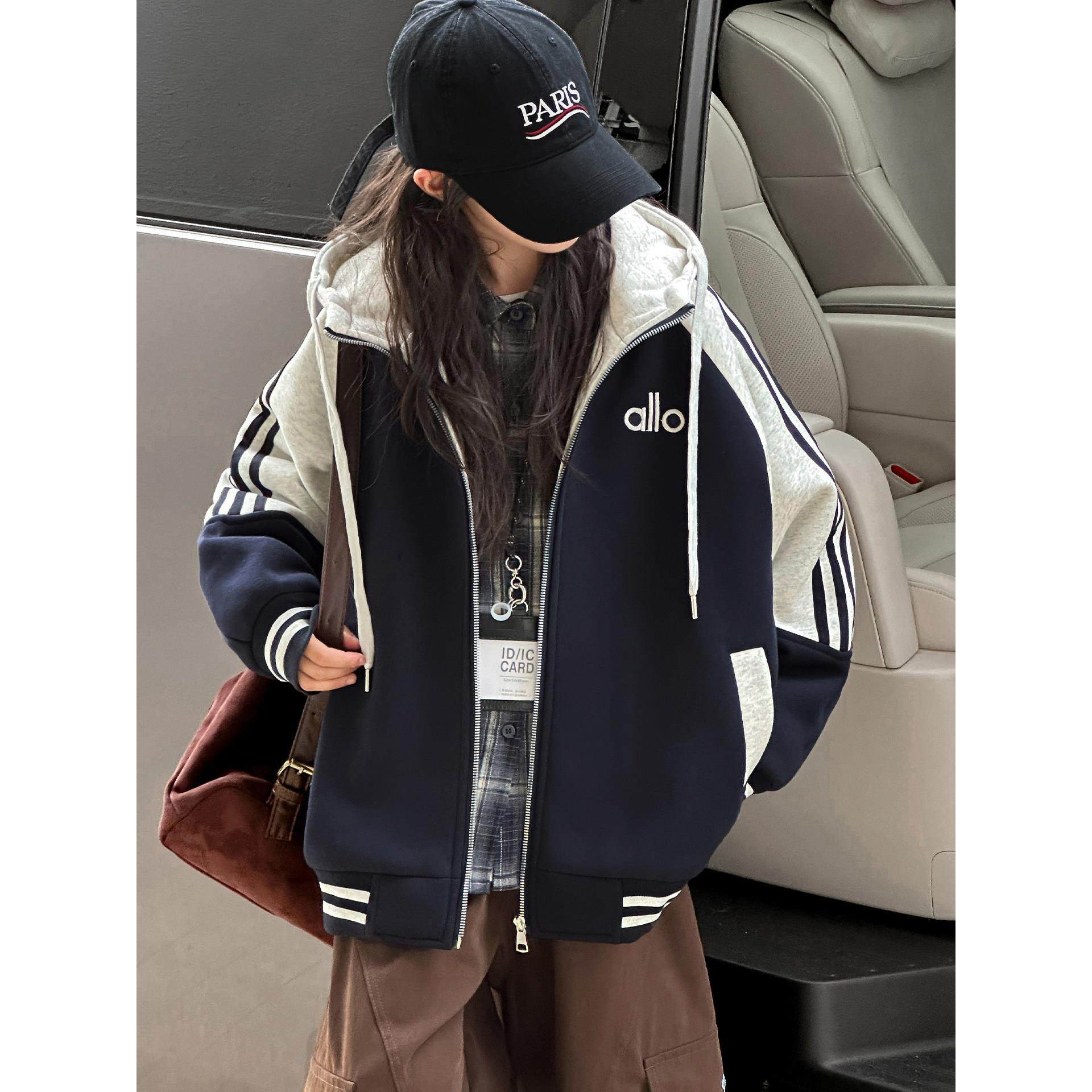 女童秋冬款加厚外套2025新款洋气大童韩系加棉连帽棒球服夹克上衣