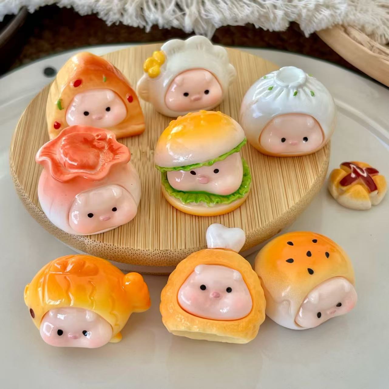 网红爆款可爱树脂萌粒随心配办公室桌面装饰摆件治愈系儿童玩具