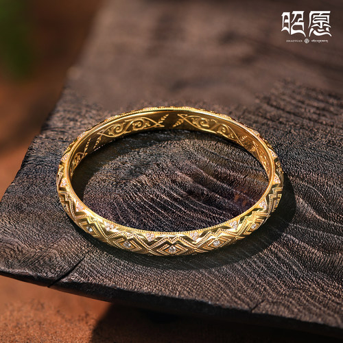 【嘉一昭愿】方胜纹18k金手镯原创重金重工首发