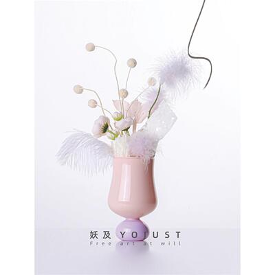 妖及现代女儿房花艺样板间酒店梦幻粉色花器羽毛少女艺术花束摆件