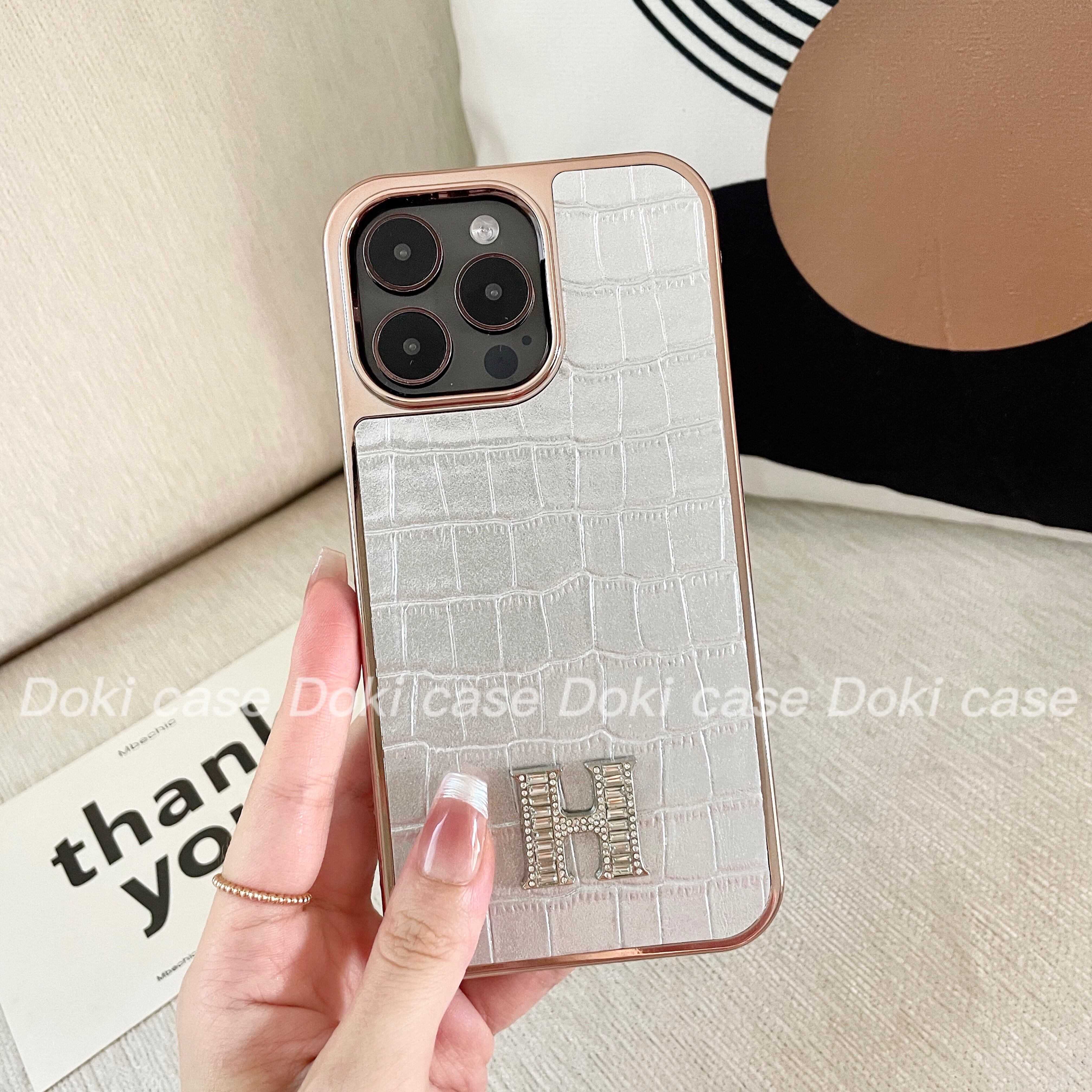 大牌银色鳄鱼皮纹新款适用苹果15promax手机壳iPhone14高档奢华13真皮水钻12名媛小香风11玫瑰金轻奢保护壳
