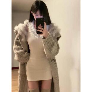 中长款针织开衫女秋冬加厚外搭毛衣高级感宽松慵懒风毛领大衣外套