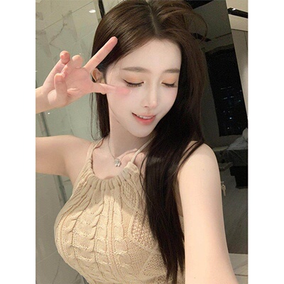 51STUDIO自制 2026春装纯欲短款无袖内搭小背心吊带针织挂脖上衣