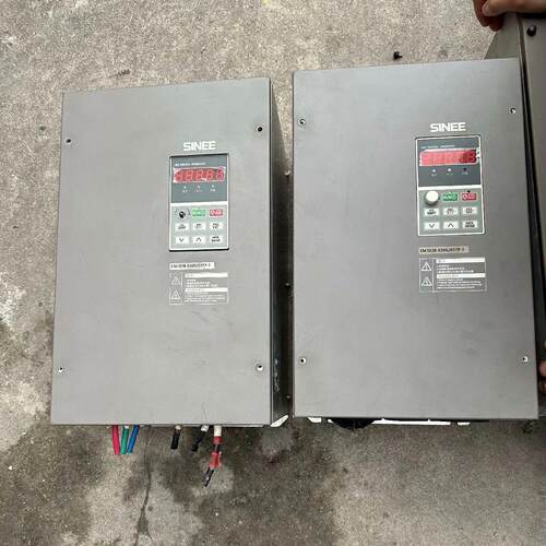 EM303B-030G/037P-3 正弦变频器 工业工控电机调速设备议价维修