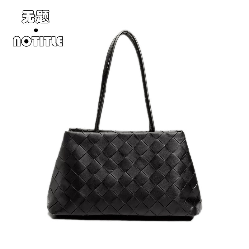 黑色编织大容量单肩托特包