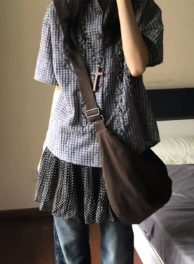 美式复古单肩斜挎饺子包大容量学院风大学生包包 无题notitle