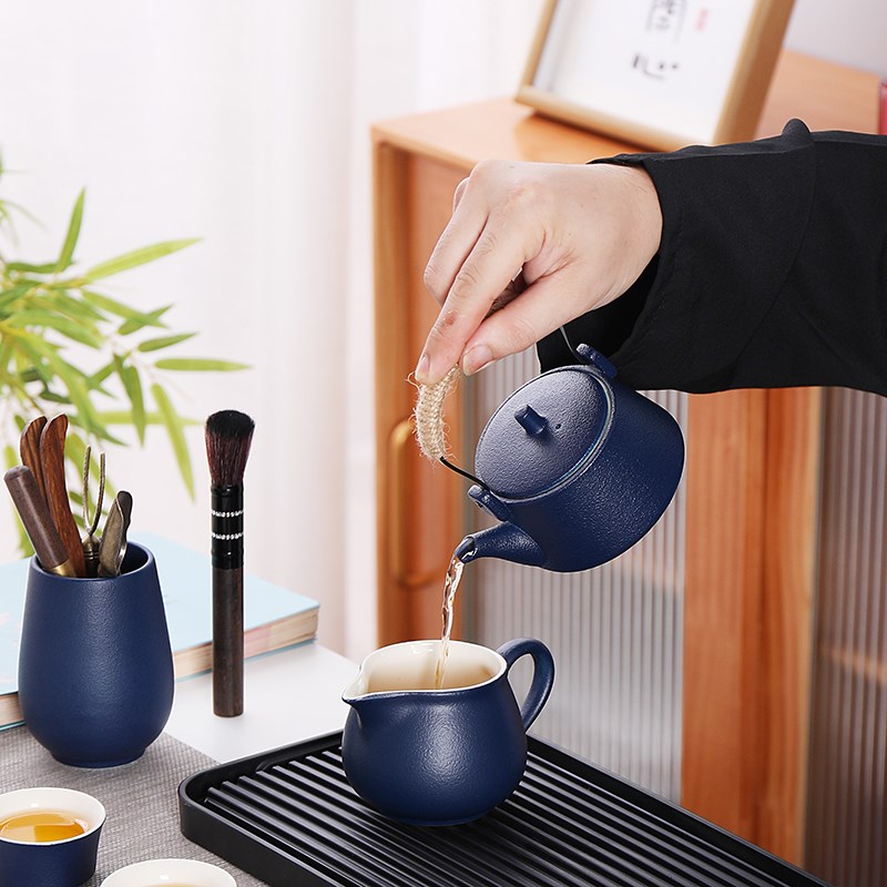 功夫茶具套装陶瓷磨砂蓝色简约家用轻奢现代高档提梁茶壶盖碗日式