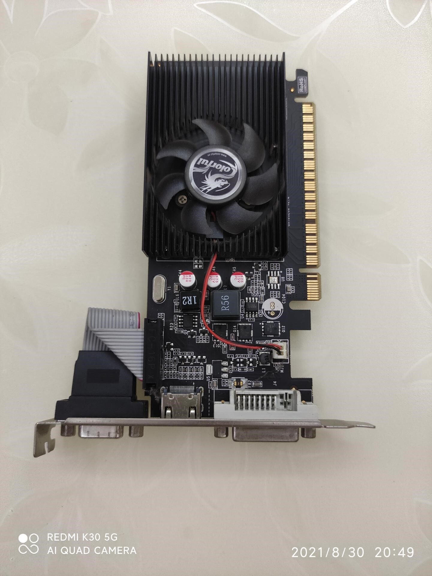 七彩虹gt710 黄金版ll 2gd3显卡,主机拆机,正常使