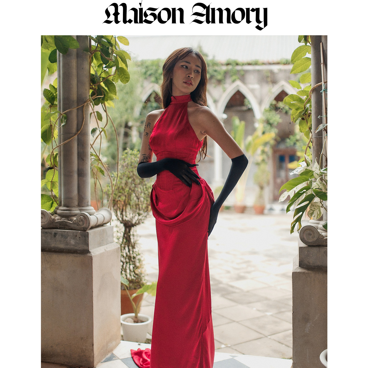 度假系列| 蔓越莓色礼服  Midnight in Cannes Gown Maison Amory