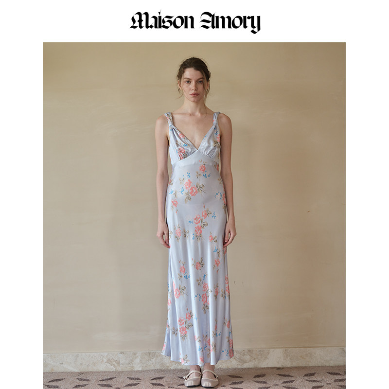 Maison底红玫瑰印花及踝连衣裙