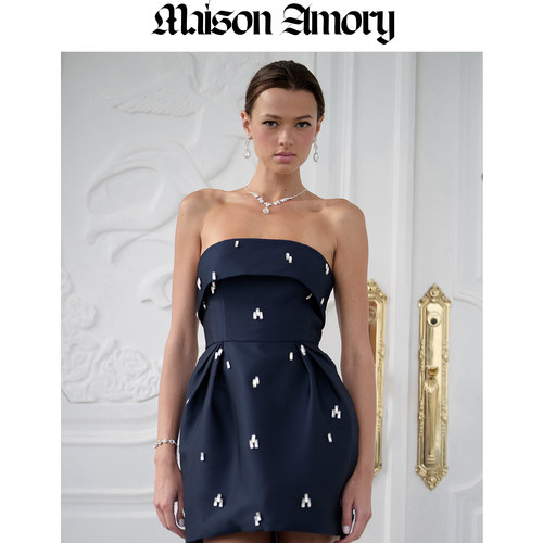 晚宴派对奢华单品独特吸睛花苞裙