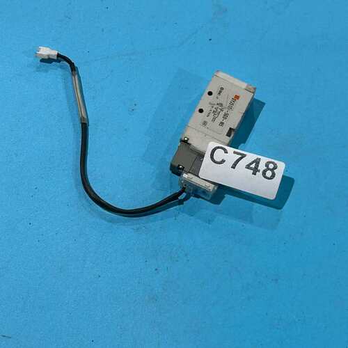 {议价}SMC电磁阀 SYJ512-5GD-M5，带线，拆机件，成色{可维修}