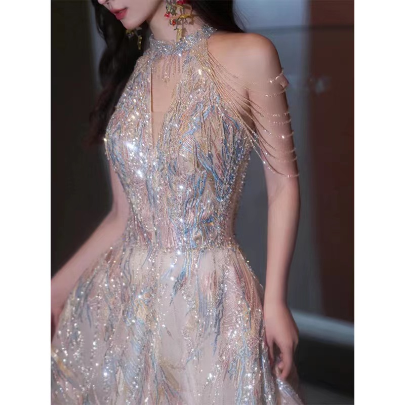 重工挂脖晚礼服女高端轻奢