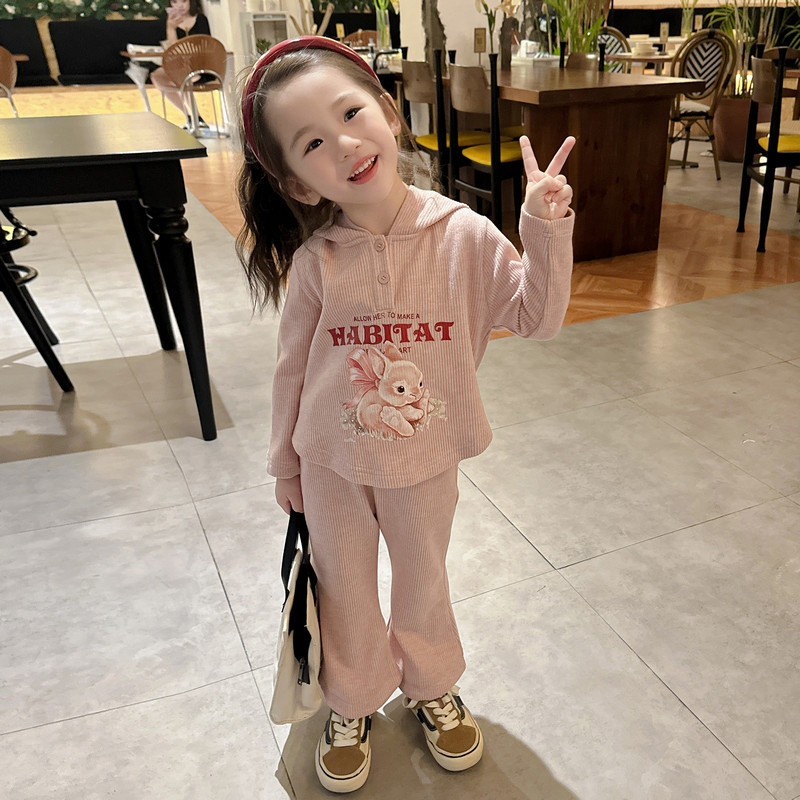儿童条纹卫衣套装可爱2024春新款女童连帽卫衣打底裤两件套女