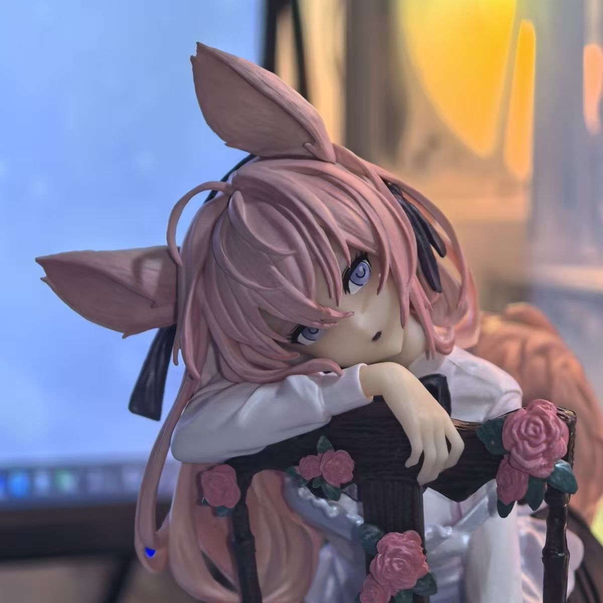 兔兔弗洛瓦美少女雕塑手办