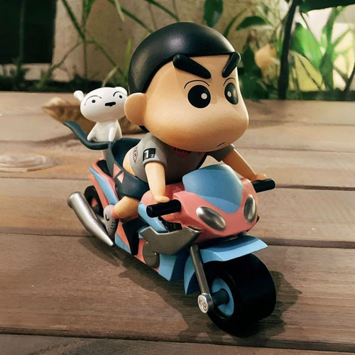 机车蜡笔小新手骑摩托小新