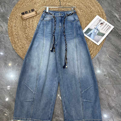 云朵26年早春新款弯刀水洗休闲牛仔裤(配腰绳)81002