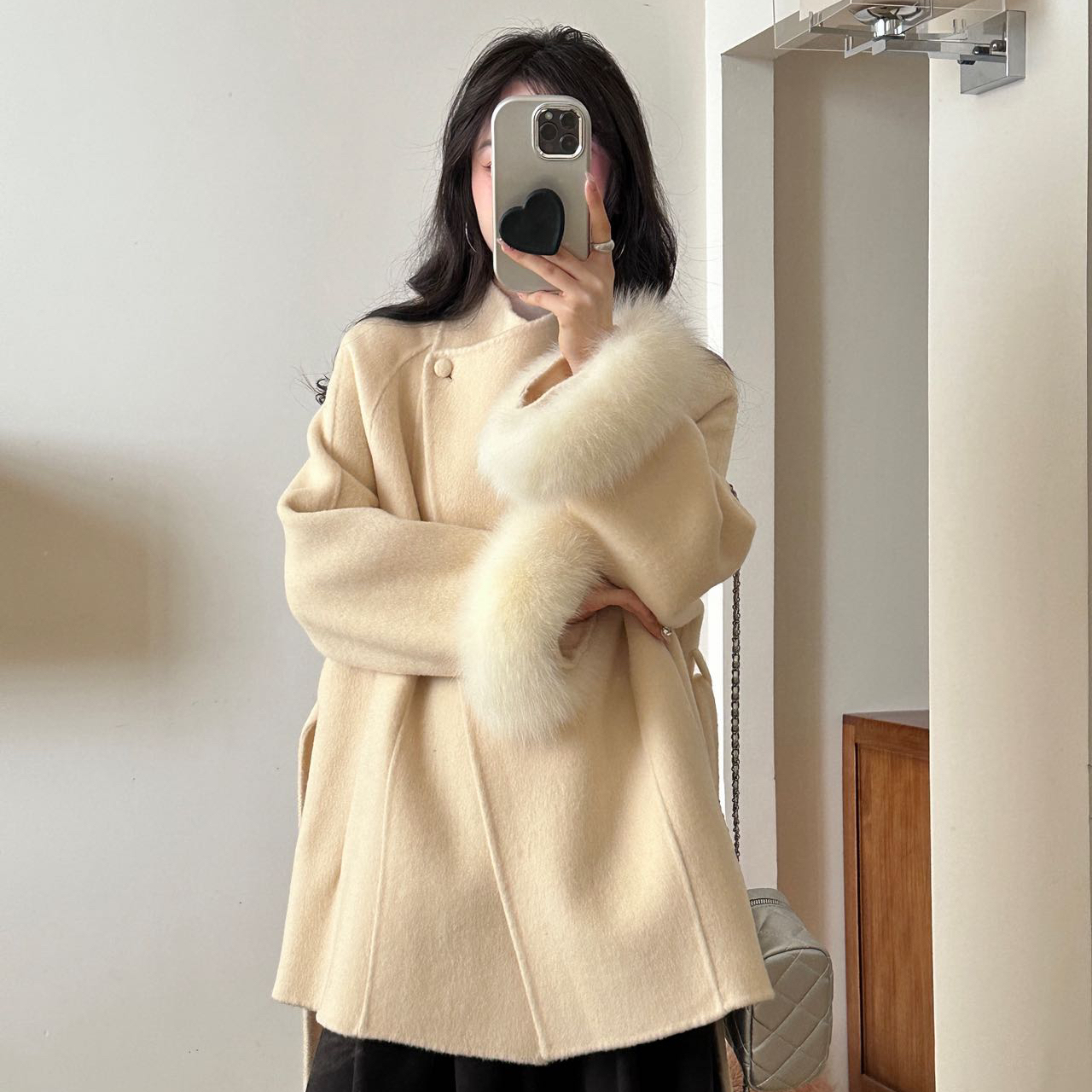 云朵设计质宽松羊毛外套(配可拆真狐狸袖毛+腰带含100羊毛）h3885