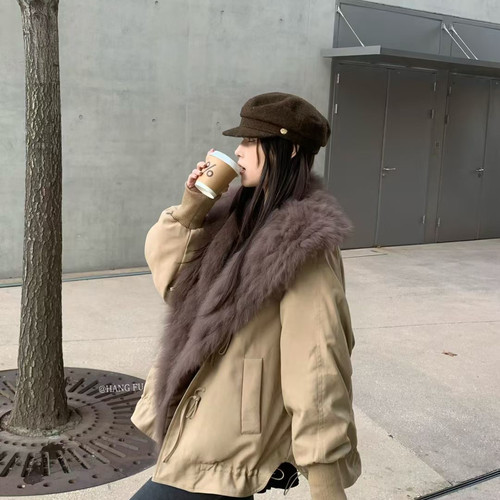 云朵家保暖羽绒服外套(配可拆卸真狐狸毛毛领)(防寒保暖)HF18809