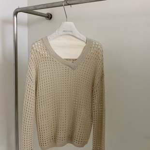 单针织衫 7920 含15.6绵羊毛 朵设计纯色斜v领镂空针织衫