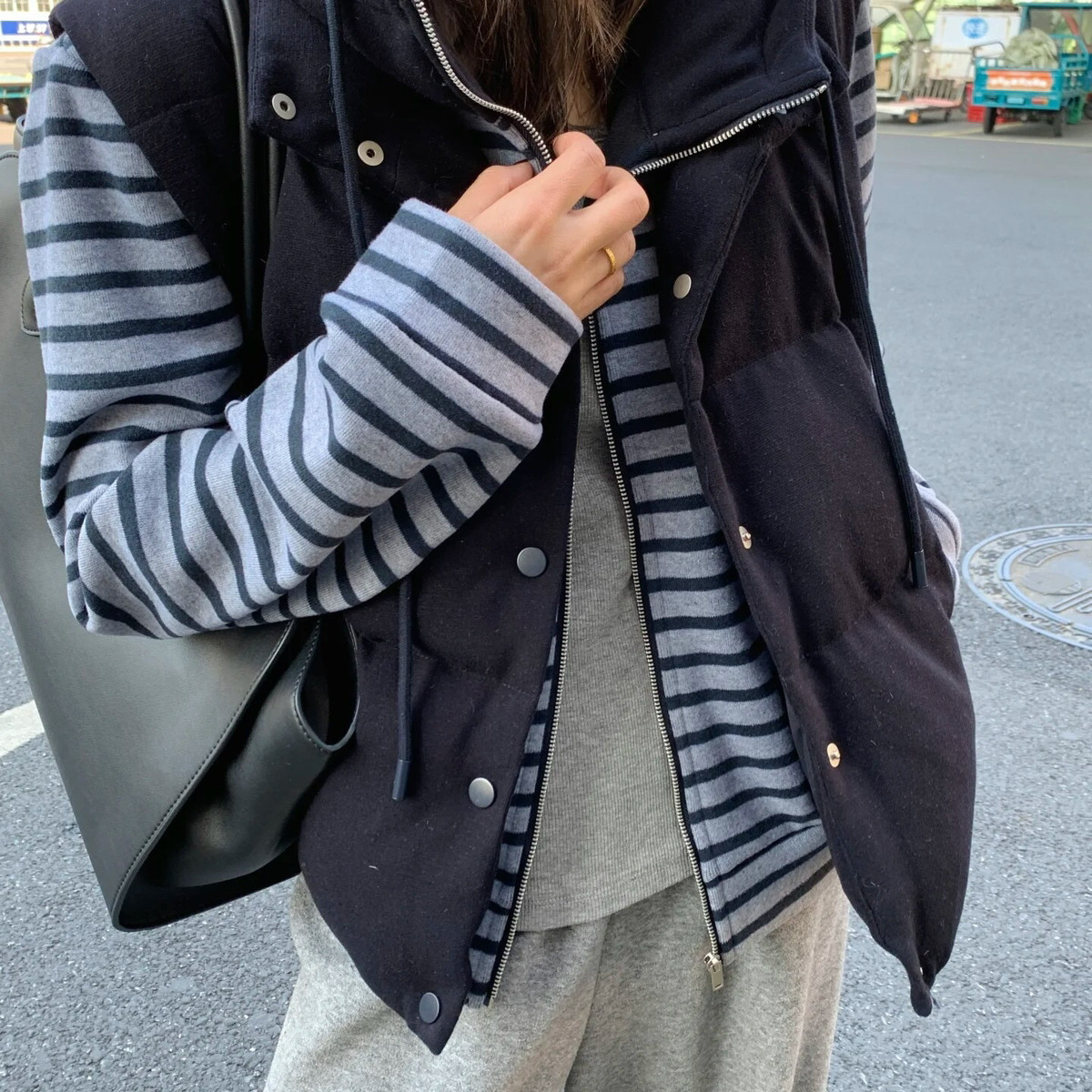 云朵家绗缝羽绒马甲+条纹连帽上衣两件套套装(防寒保暖100)MM111