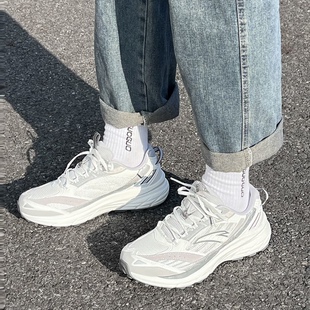 安踏AT957丨复古跑步鞋山系革网拼接潮流穿搭运动鞋休闲时尚男鞋