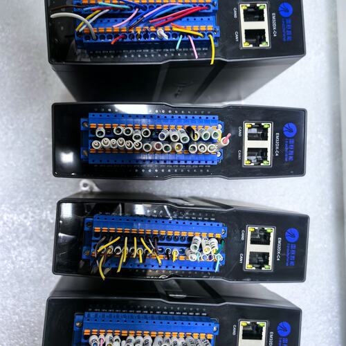 {议价}雷赛EM32DX-C4总线控制器，拆机现货，成色漂亮，外观干