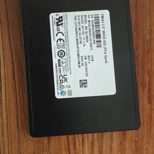 {议价}三星PM9A3 960G 2.5寸U.2接口 PCIe Ge