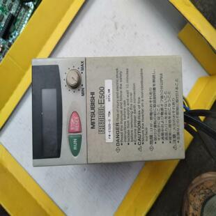 0.75K拆机一个 三菱 E520 变频器 成色如