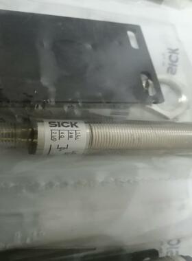 全新SⅠCk光电开关VL18L-4P324，420，数