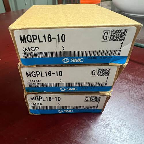 SMC MGPL16-10气缸 全新正品，图片来源实拍，3个