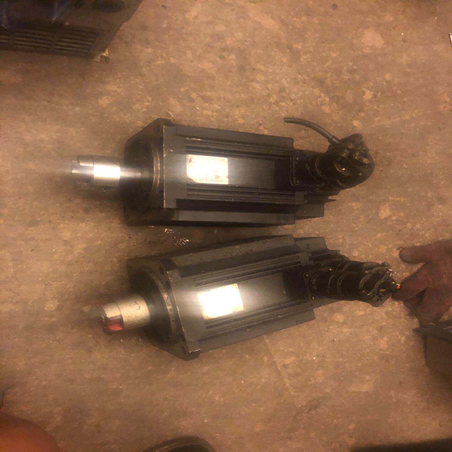 （设备配件）康泰M0deL：TSB13102A-3NHA伺服电机，1KW