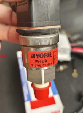 约克，约克压力传感器拆机AKS3050 060G3592，