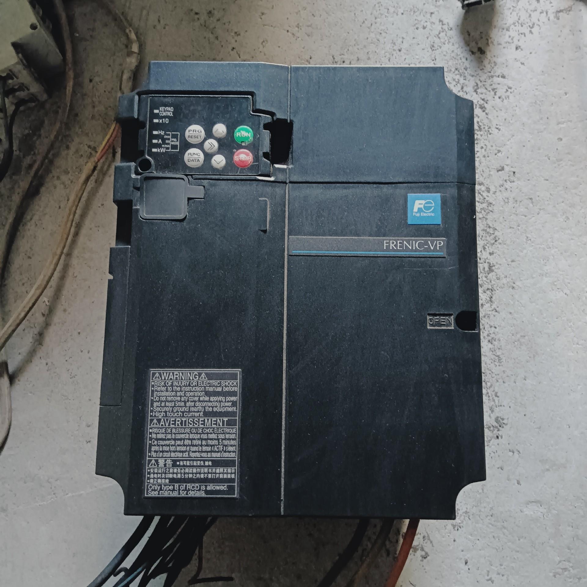 富士变频器FRN0025F2S-4C 11kw/7.5kw