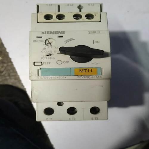 {莱茵电子商行}西门子马达保护开关3RV1031-4EA10