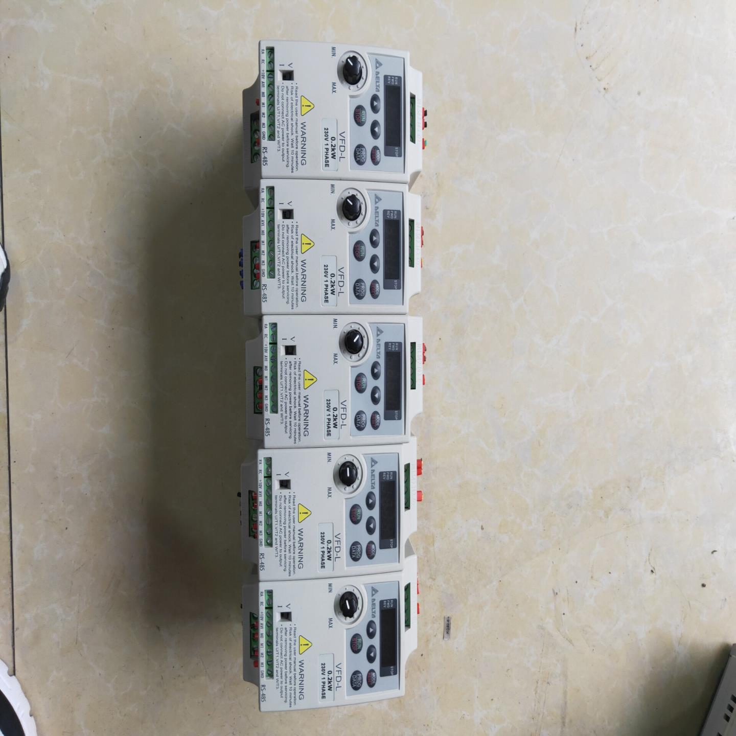 原装台达L系列变频器VFD002L21A/VFD004L