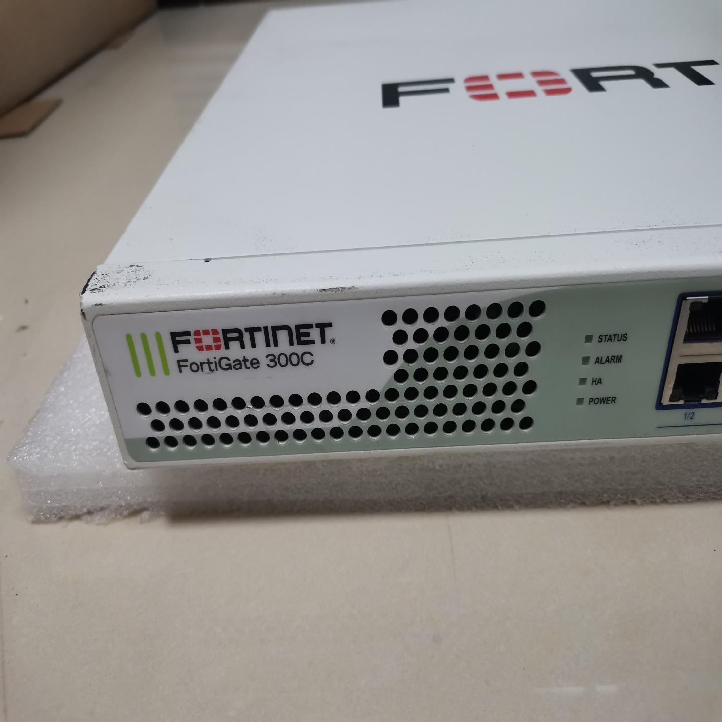 飞塔FG-300C千兆防火墙