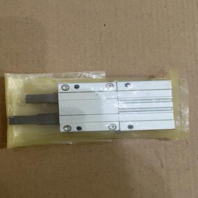 气缸MIW12-12D 共1个 600