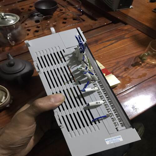 议~PROGRAMMABLE CONTROLLER  PLC
