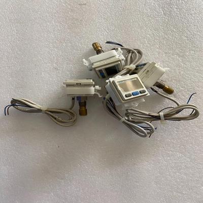 SMC真空数显压力表ZSE30A-01-N议价