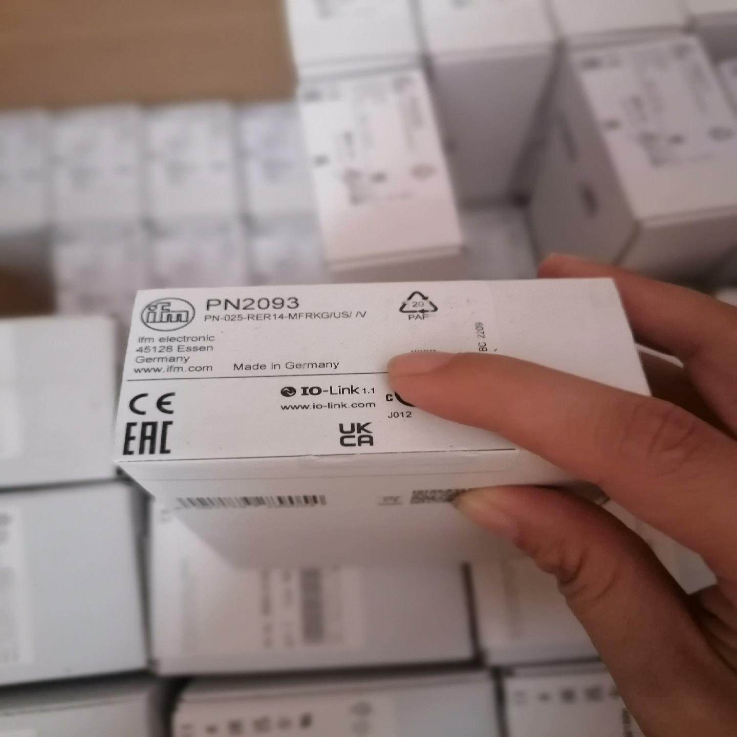 PN2093 PN2092 PN2070 IFM全新原装易福